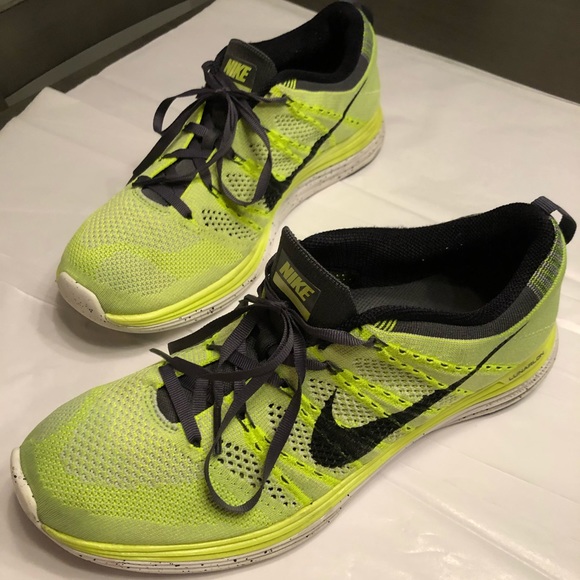 nike flyknit lunar one